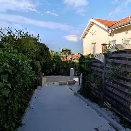 بيت للعطل Maison Vue Sur Le Bassin, Proche Du Centre آركاشو